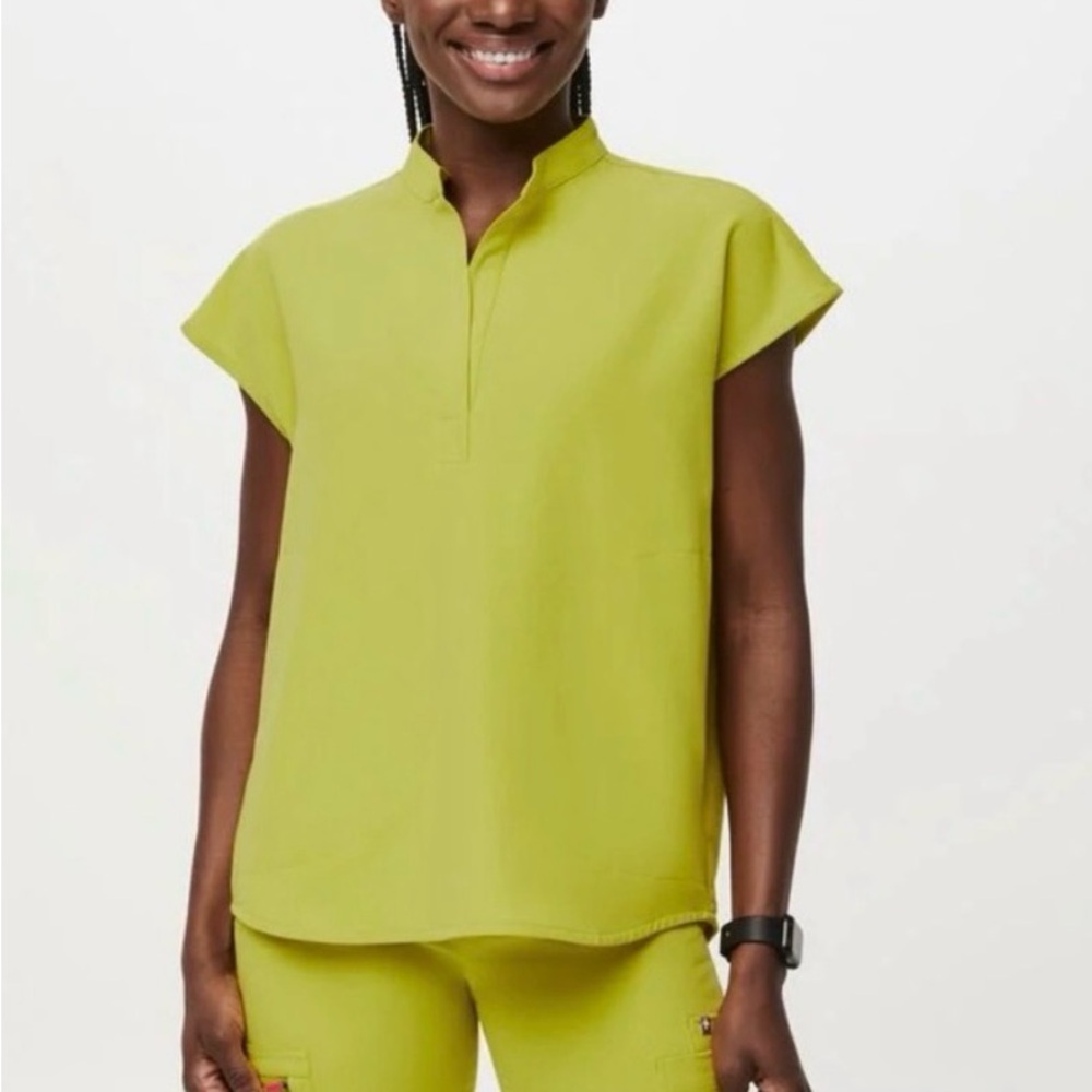 Women's Figs Limeade scrub set